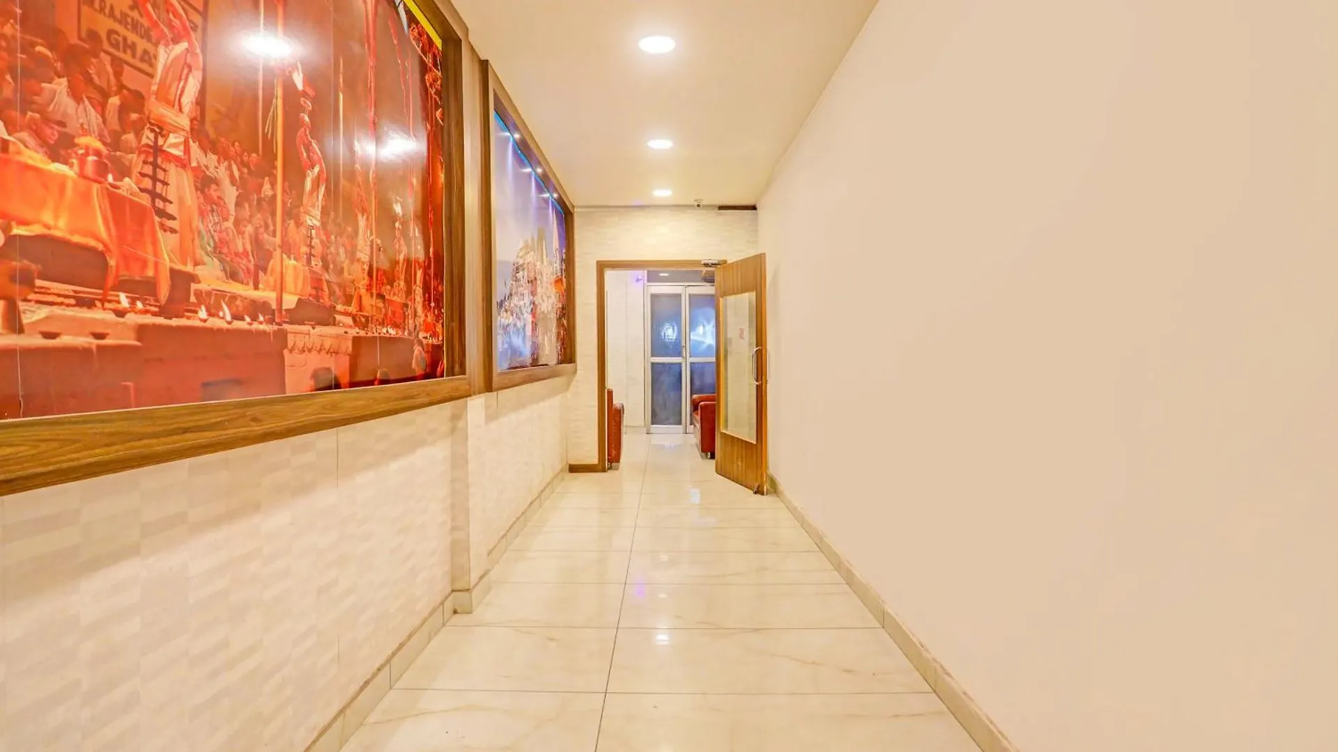 Swarna Banquet Bhu Rd Hotel Varanasi